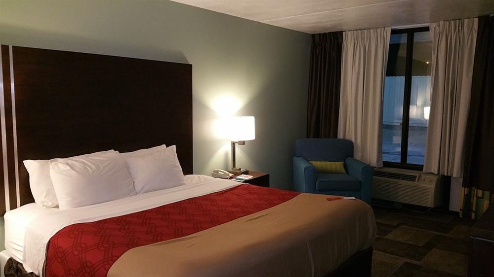 Econo Lodge Oak Grove-Blue Springs Eksteriør billede