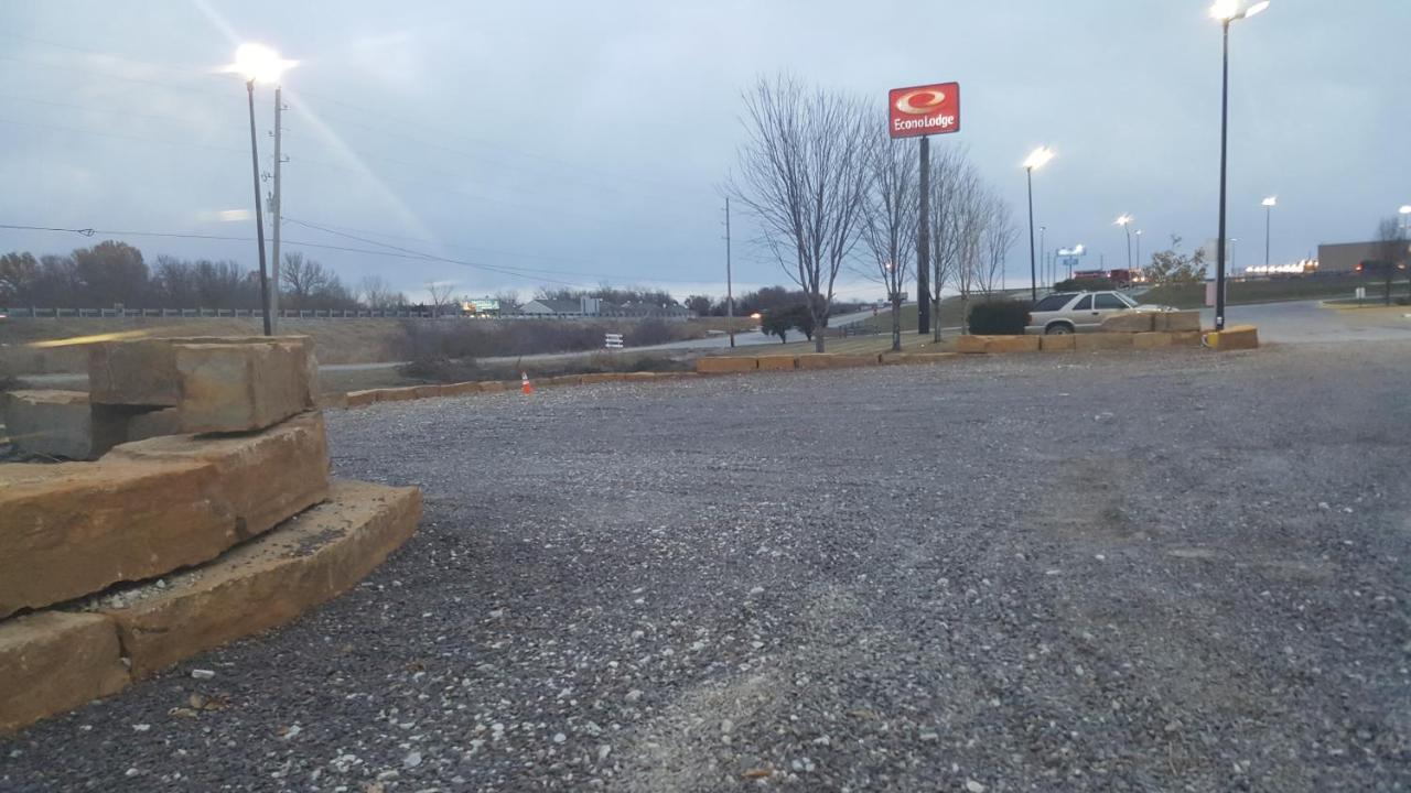 Econo Lodge Oak Grove-Blue Springs Eksteriør billede