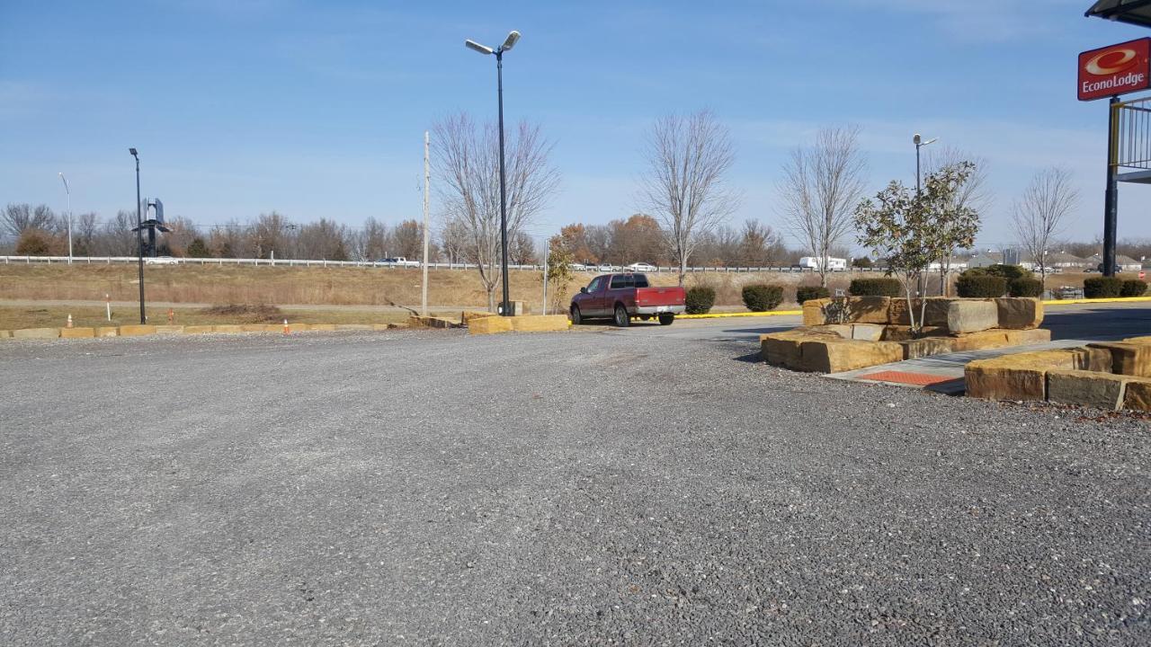 Econo Lodge Oak Grove-Blue Springs Eksteriør billede