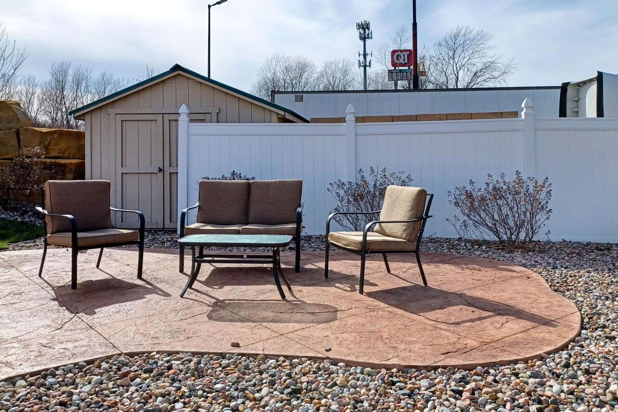 Econo Lodge Oak Grove-Blue Springs Eksteriør billede