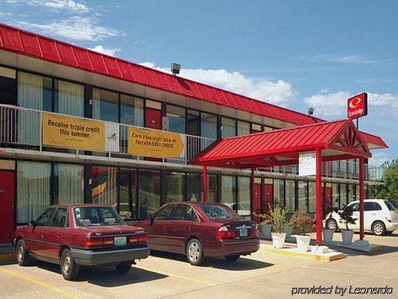Econo Lodge Oak Grove-Blue Springs Eksteriør billede