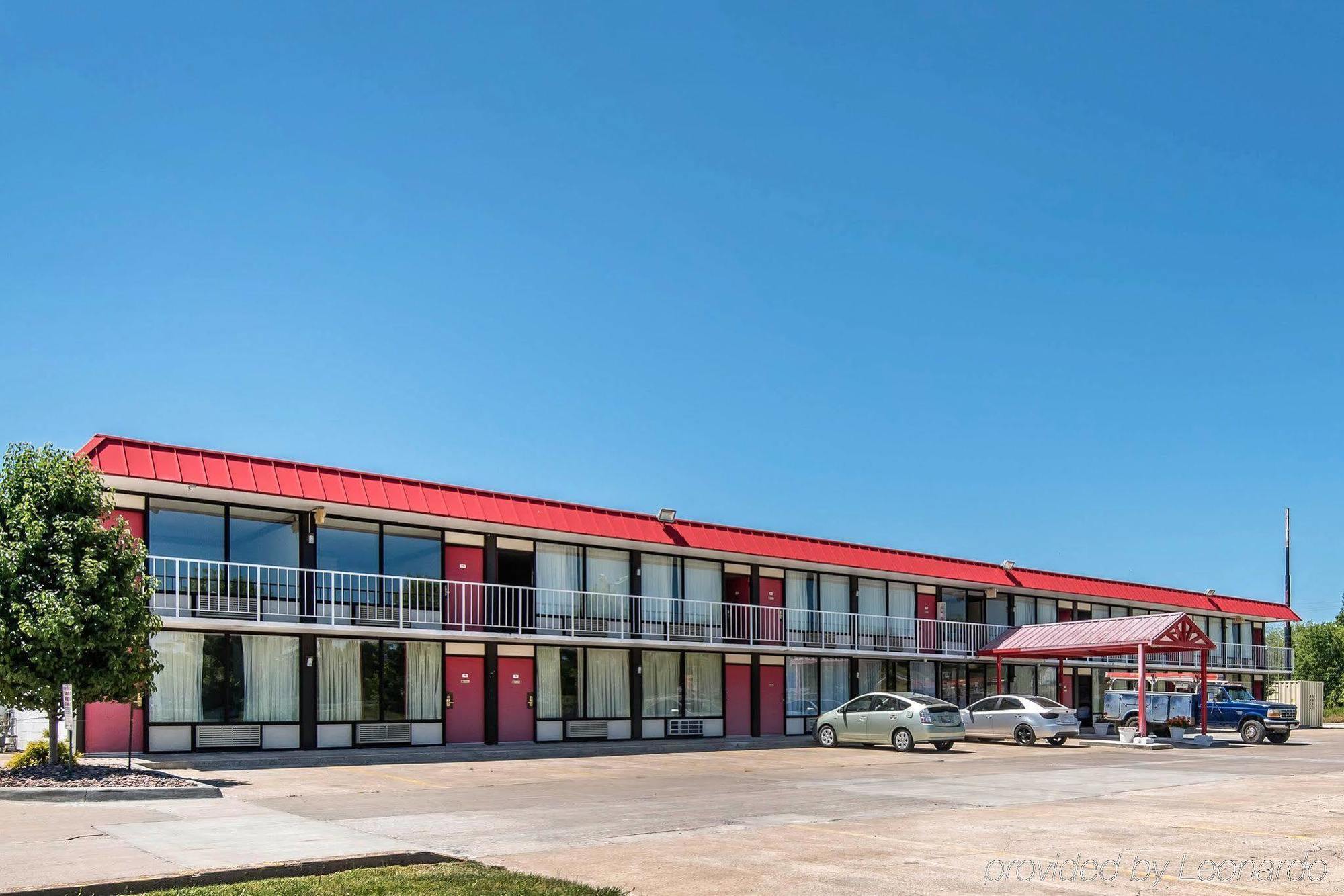 Econo Lodge Oak Grove-Blue Springs Eksteriør billede
