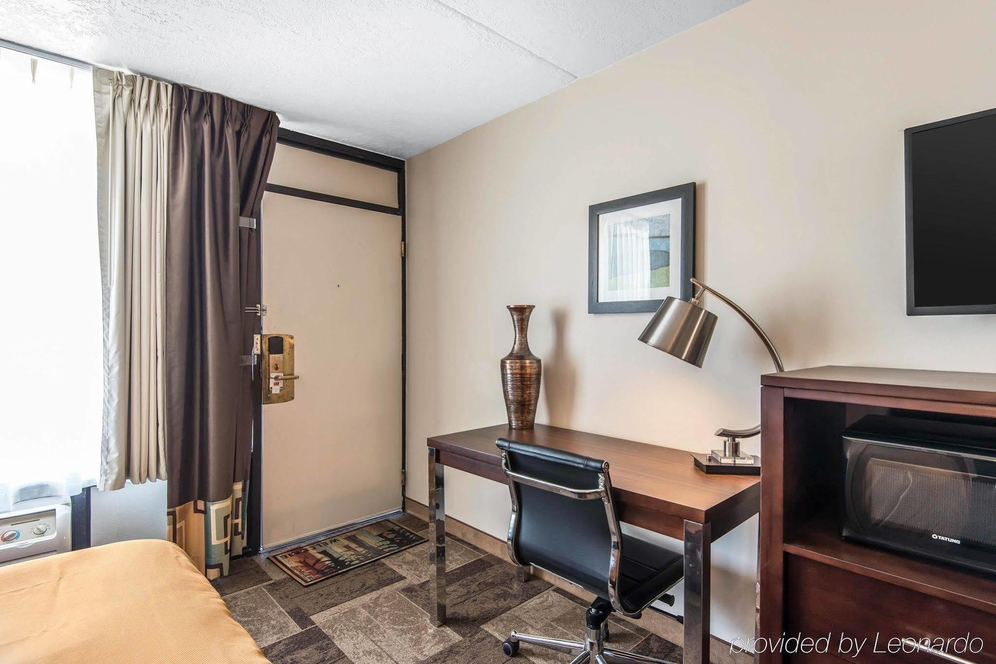 Econo Lodge Oak Grove-Blue Springs Eksteriør billede