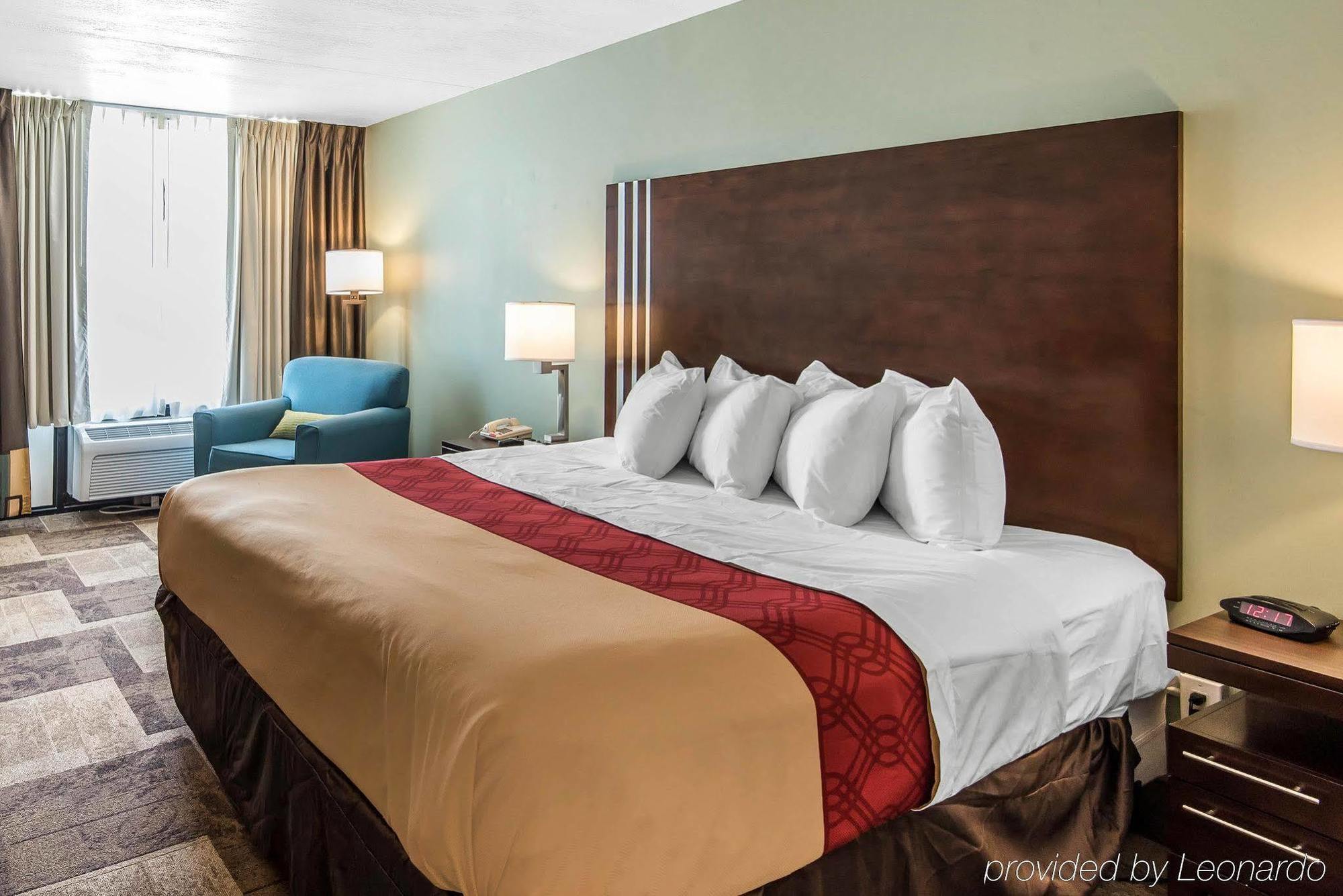 Econo Lodge Oak Grove-Blue Springs Eksteriør billede